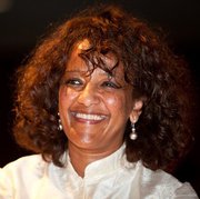 Photo: Hénoké Courte